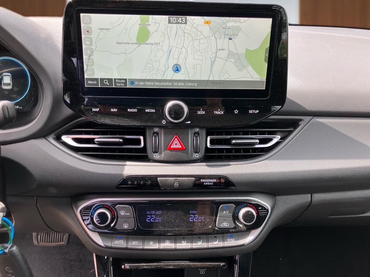 Fahrzeugabbildung Hyundai i30 1.0 T-GDI Prime LED*NAVI*TEMPO*WINTER*CARPL*