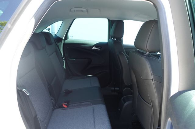 Fahrzeugabbildung Opel Crossland 1.2 Turbo Elegance KlimaA,LED,Navi,SHZ
