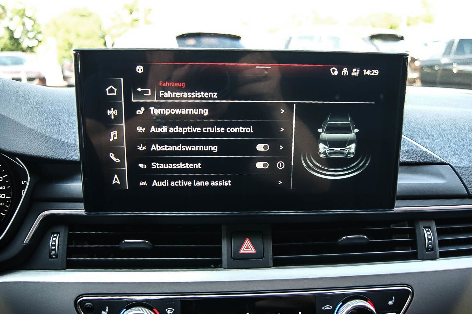 Fahrzeugabbildung Audi A4 Avant 45 TDI quattro S line PANORAMA KAMERA L