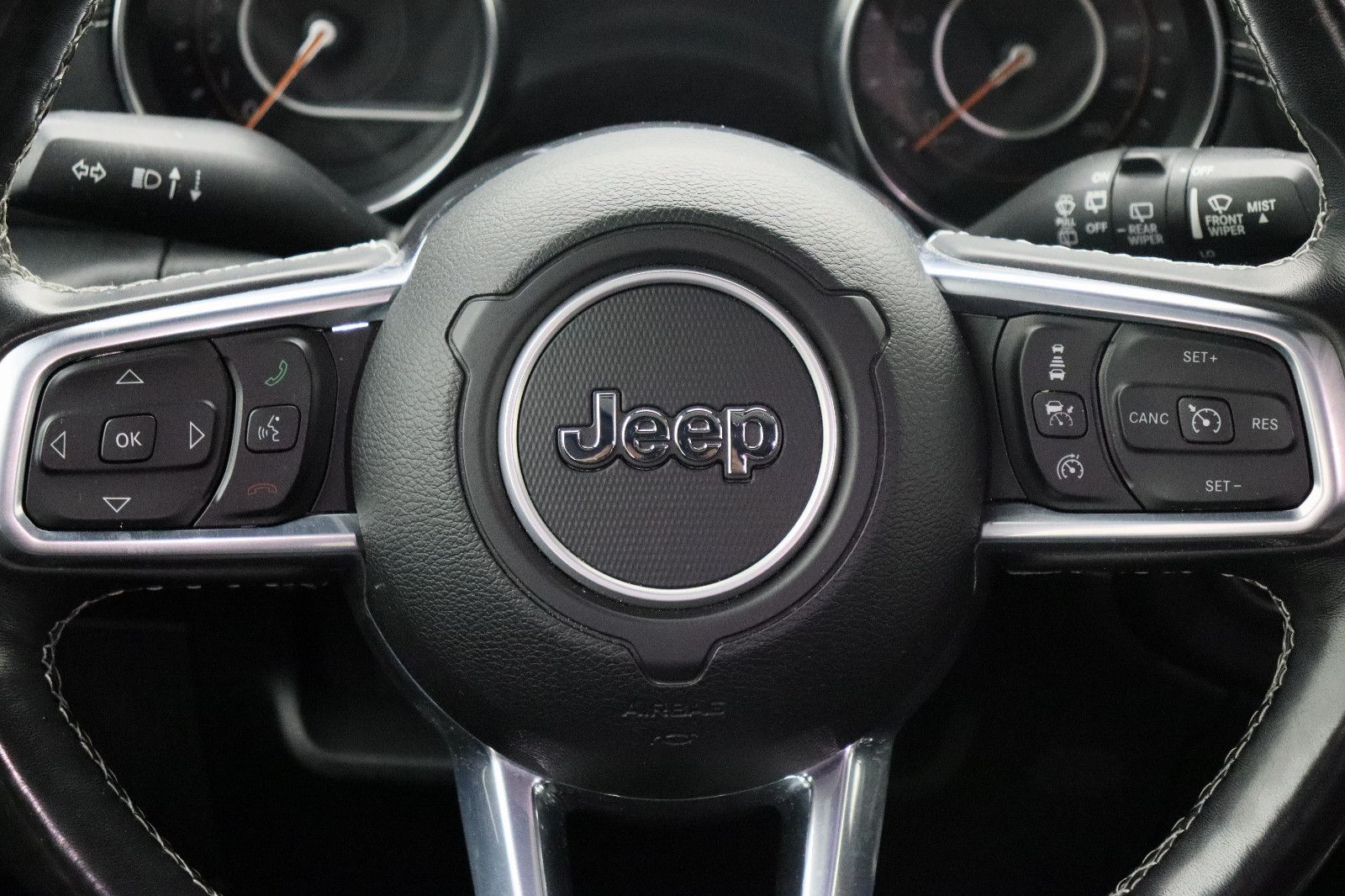 Fahrzeugabbildung Jeep Wrangler 2.0 T-GDI Unlimited Sahara Overland
