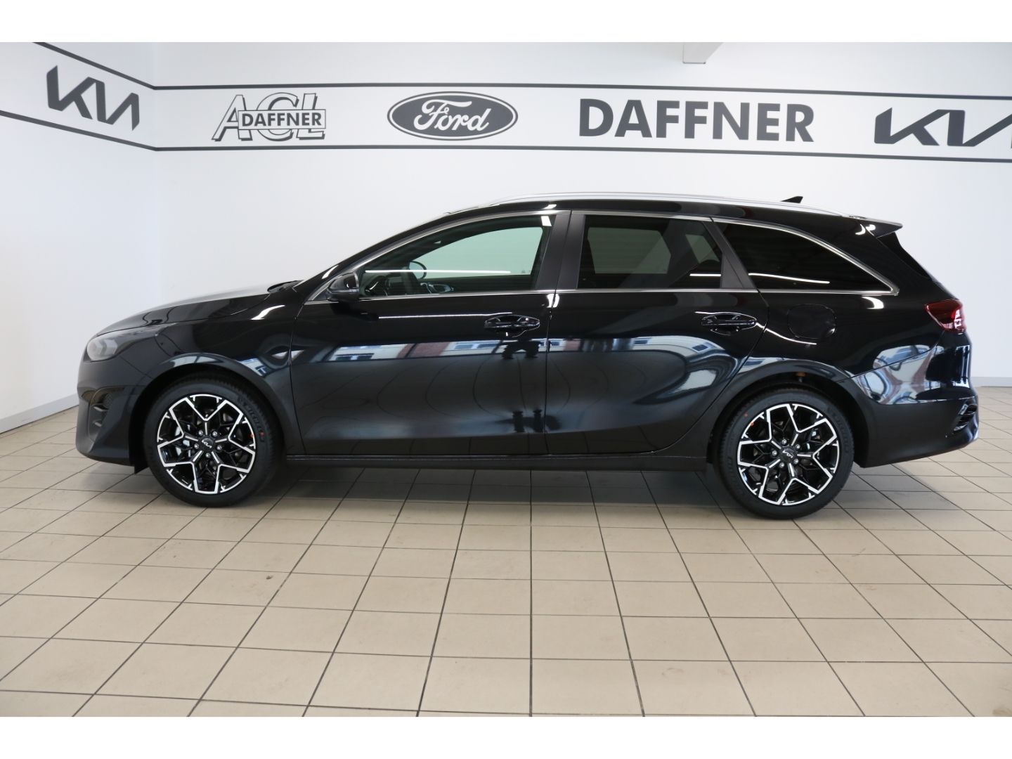 Fahrzeugabbildung Kia Ceed_sw Sportswagon GT Line 1.5 T-GDI EU6e