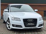 Audi A3 1.8 TFSI S line Sportpaket plus - Audi A3 8P mit Benzin-Antrieb