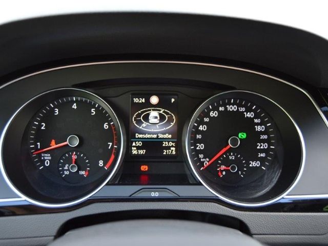 Passat Variant 1.5 TSI DSG Business AHK/LED/NAVI