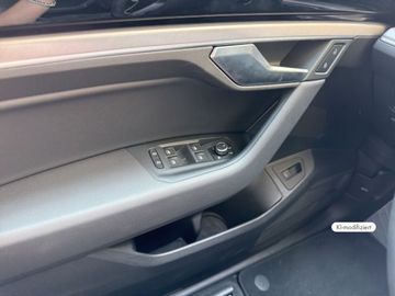 Volkswagen Touareg - 12
