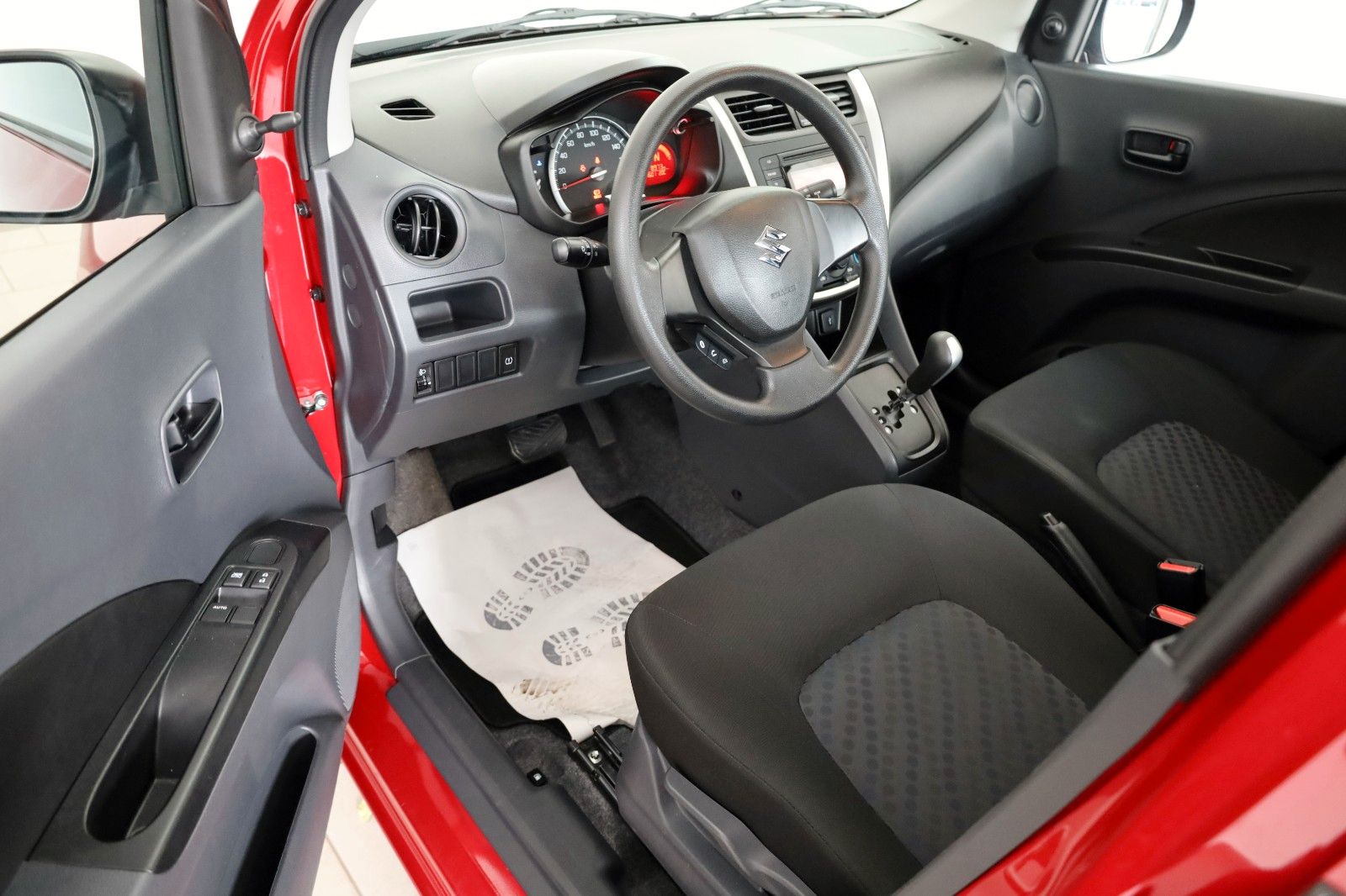 Fahrzeugabbildung Suzuki Celerio Basis Klima