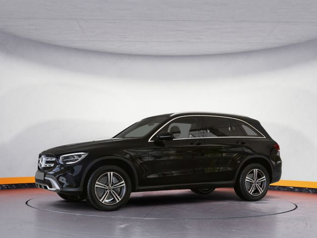 Mercedes-Benz GLC 300 e 4M AHK LED Navi Kamera DAB SHZ Einpark