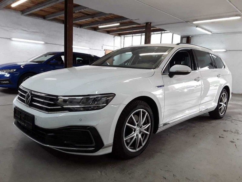 Image of Volkswagen Passat