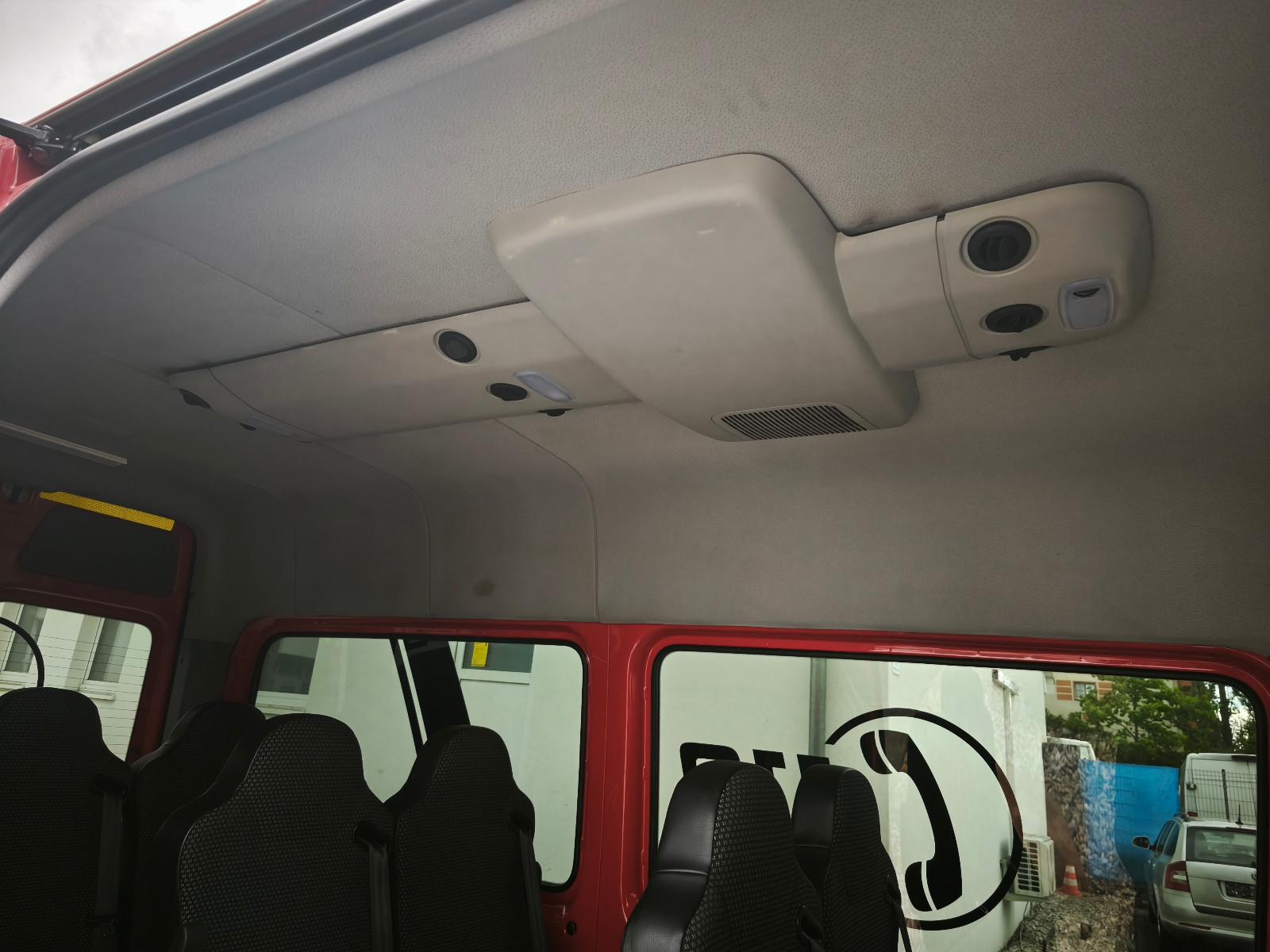 Mercedes-Benz Sprinter 519
