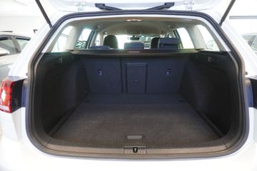 Volkswagen Golf - 10