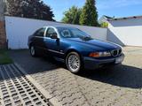 BMW 523i Schiebedach wenig KM - gebrauchte BMW 5er Reihe aus dem Jahr 1999