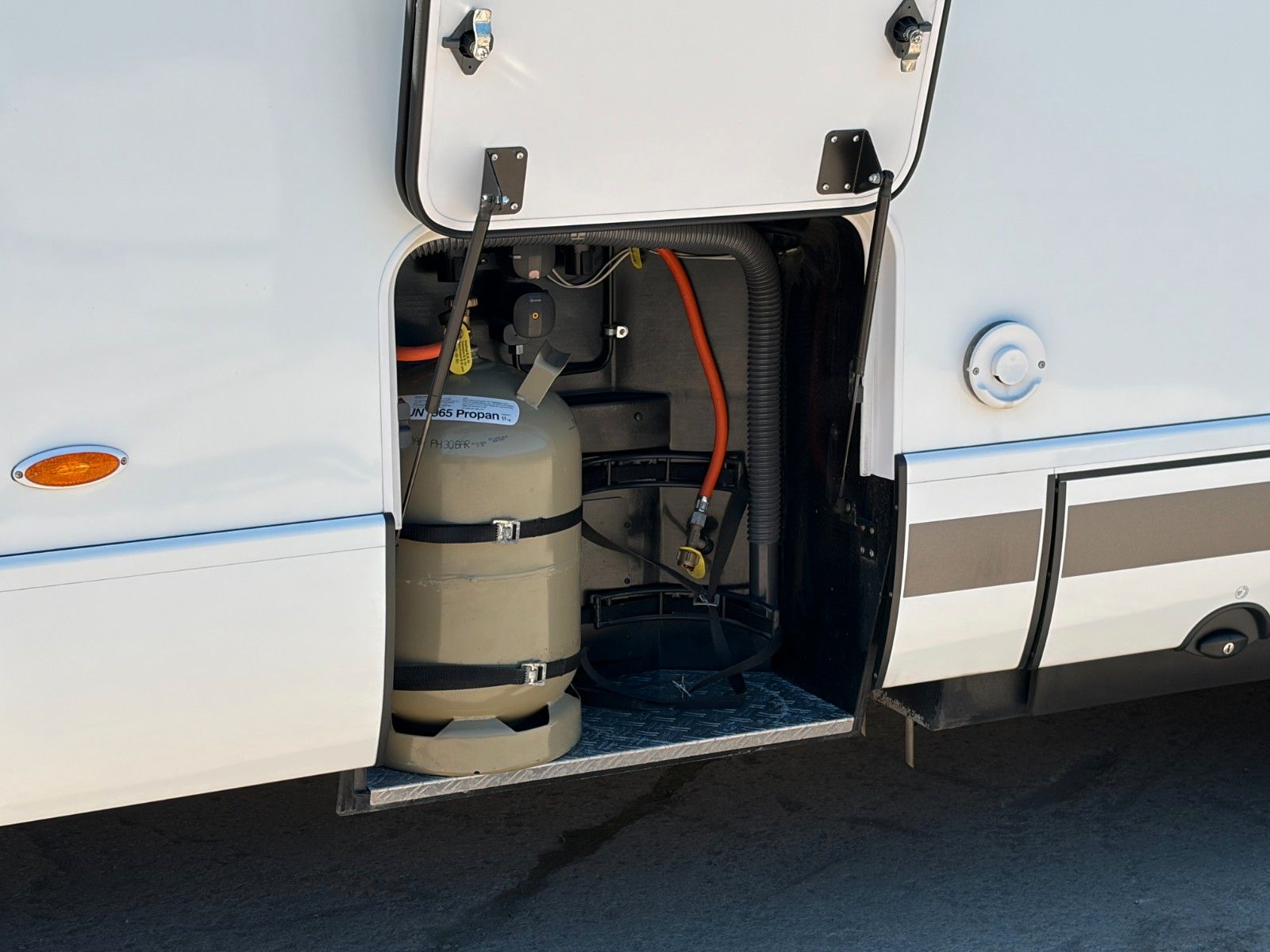 Fahrzeugabbildung Mercedes-Benz Hymer B-MC T 600 WhiteLine