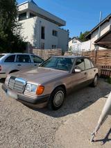 Mercedes-Benz E 124 - gebrauchte Mercedes-Benz E 220 aus dem Jahr 1992