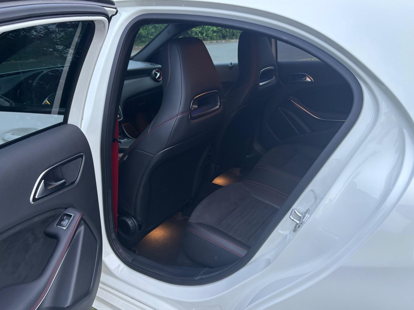 Mercedes-Benz A 250 4MATIC DCT AMG Sport (Line)