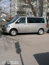 Volkswagen VW T5 Multivan Highline Ausstattung - VW T5 Multivan Gebrauchtwagen in Augsburg