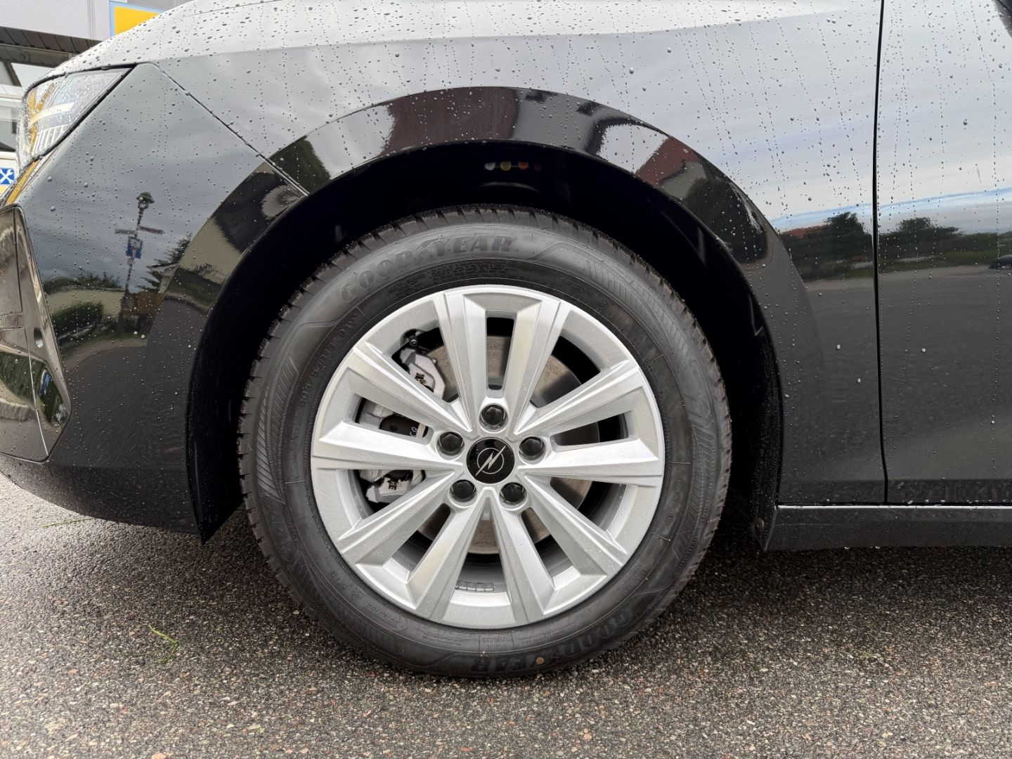 Fahrzeugabbildung Opel Astra L Edition SHZ+LHZ+Kamera+Allwetter