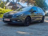 Opel Astra ST 1.0 ECOTEC Turbo 120 Jahre - Opel Astra: Ecotec