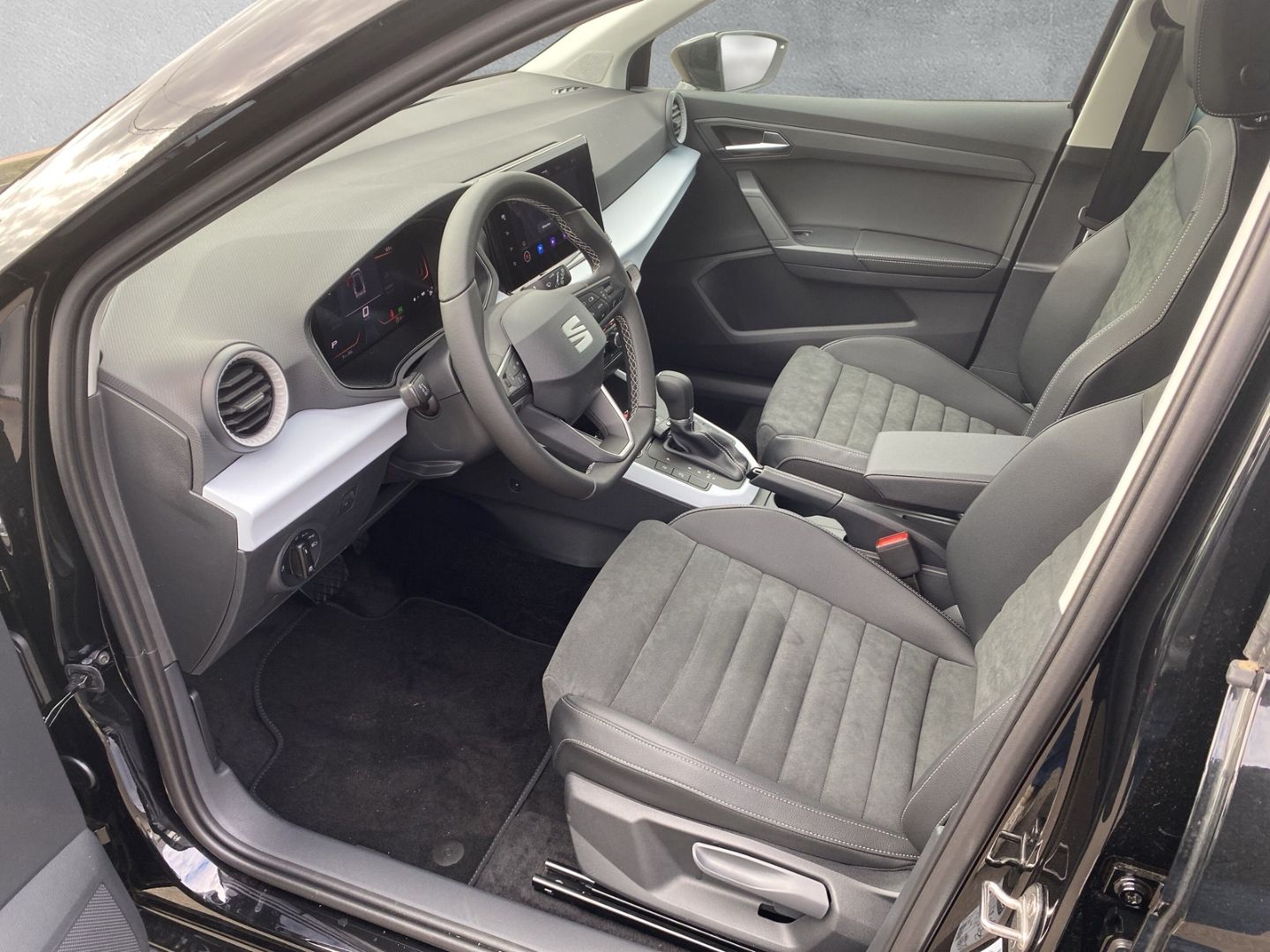 Fahrzeugabbildung SEAT Arona Style 1.0 TSI EU6e