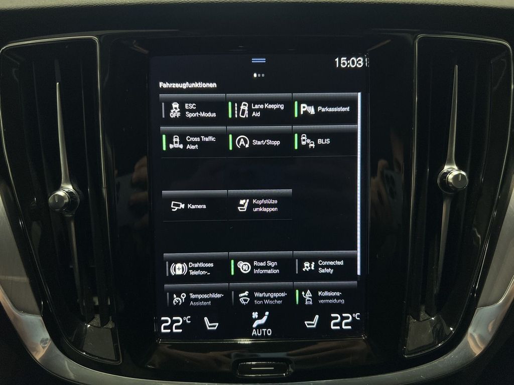 Volvo V60 B3 Momentum Pro BLIS Kamera LED WinterPro