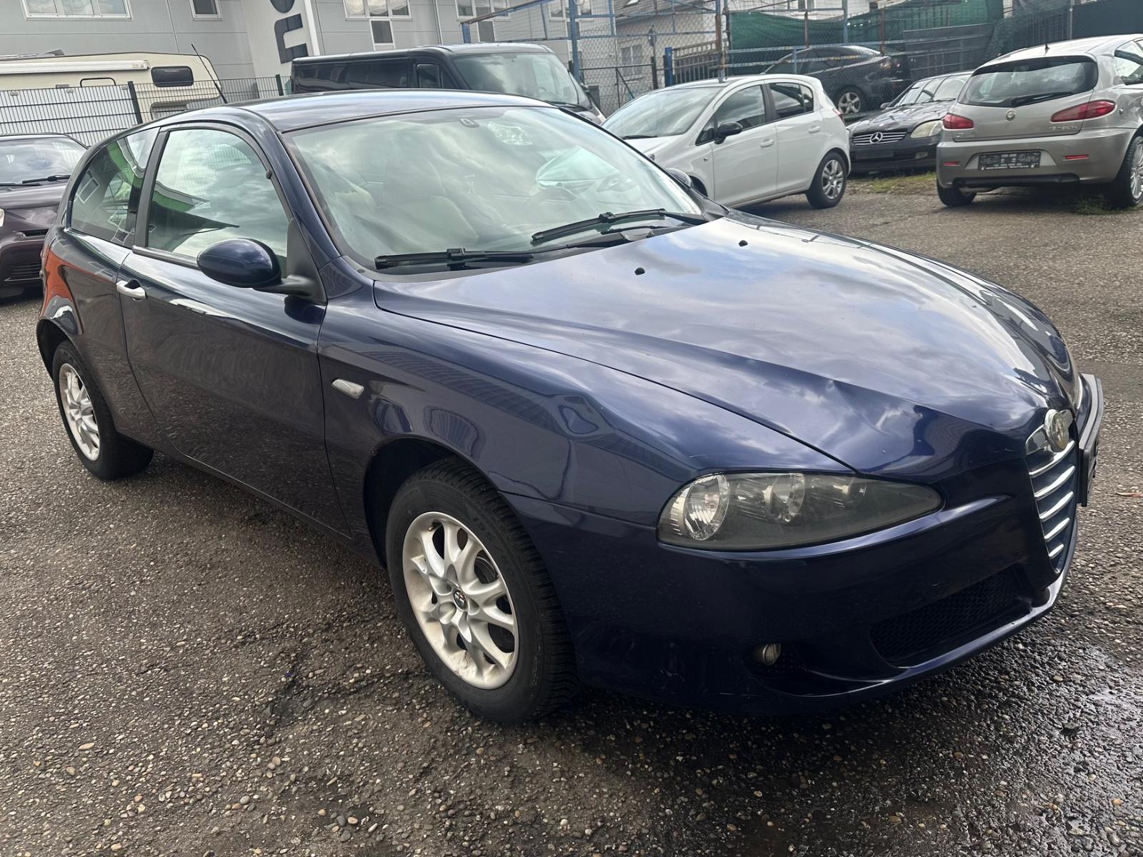 Alfa Romeo 147 1.6 TS 16V Distinctive
