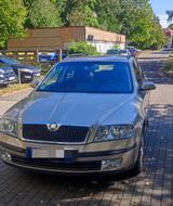 Skoda Octavia Combi 1.6 - Skoda Octavia aus 2005: Kombi