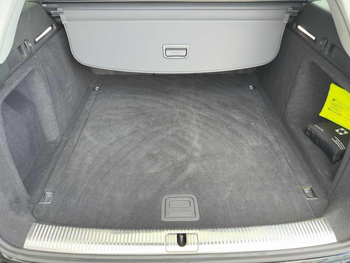 Audi A4 - Bild 14