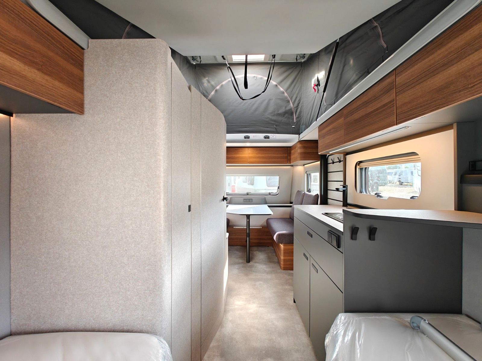 Fahrzeugabbildung HYMER / ERIBA / HYMERCAR Feeling 442 2026