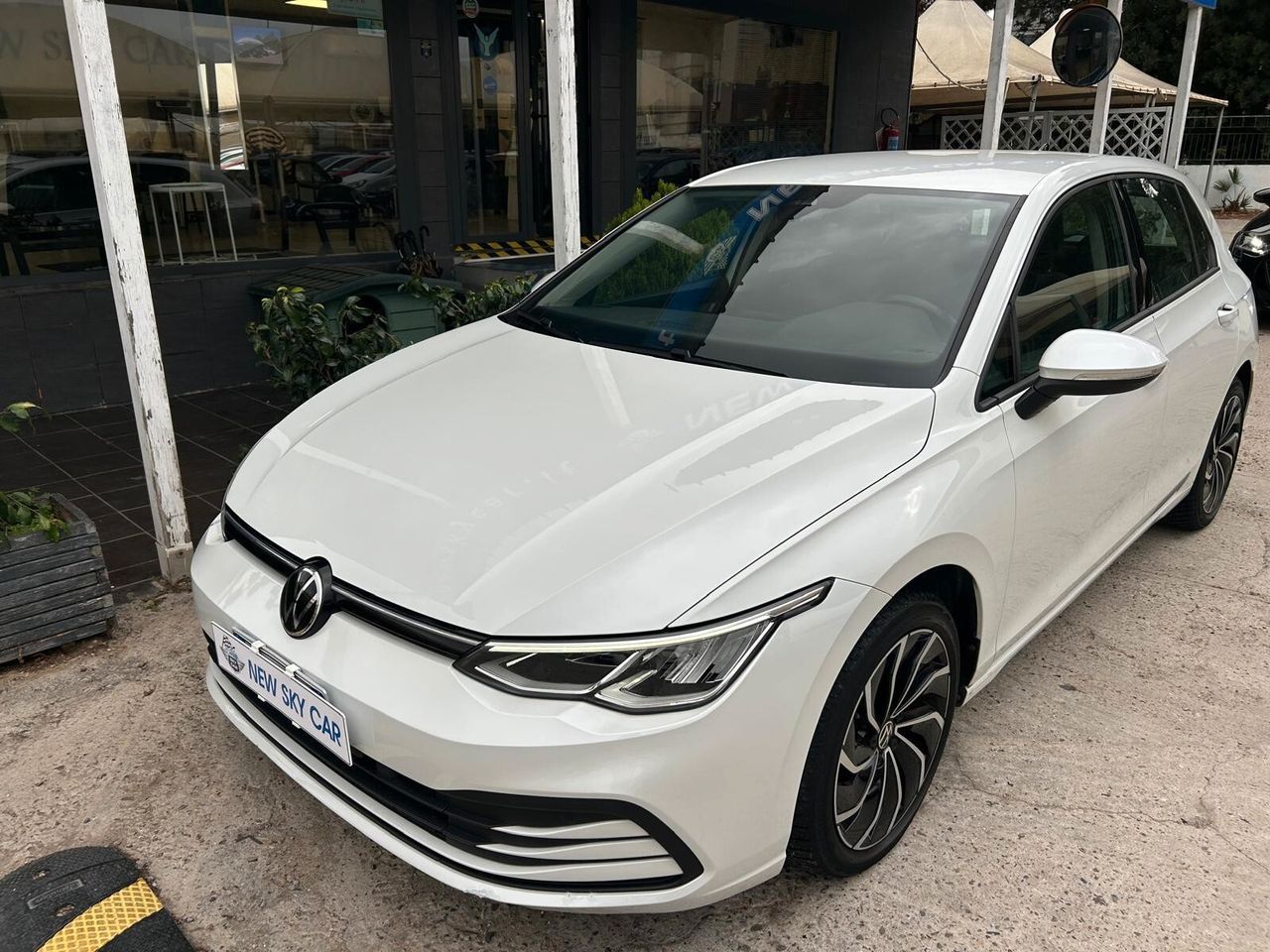 Volkswagen Golf 1.0 eTSI EVO DSG Life IVA ESPOST