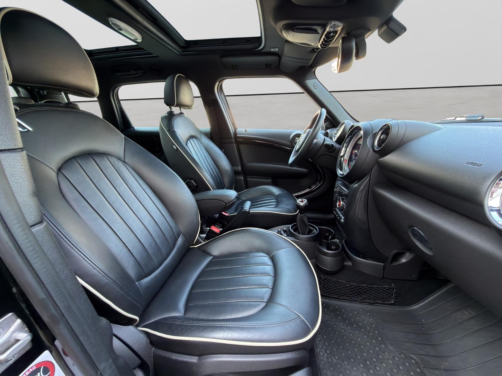 MINI Countryman Cooper S All4 John Cooper Works