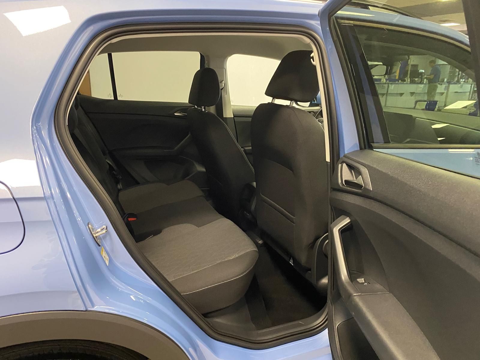 Fahrzeugabbildung Volkswagen T-Cross 1.0 TSI Life+APP+ACC+TOTWINKEL+KAMERA+++