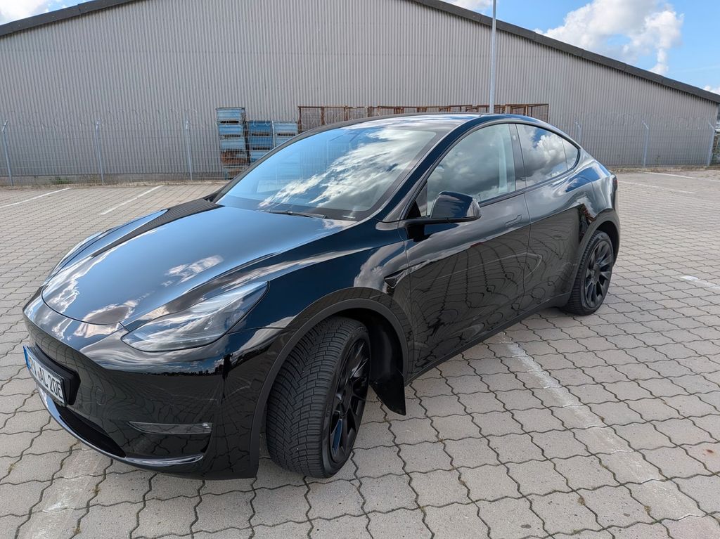 Image of Tesla Model Y