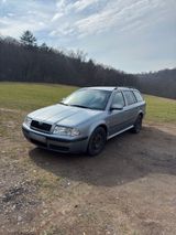 Skoda Octavia 2.0 - Skoda Octavia aus 2004: Kombi
