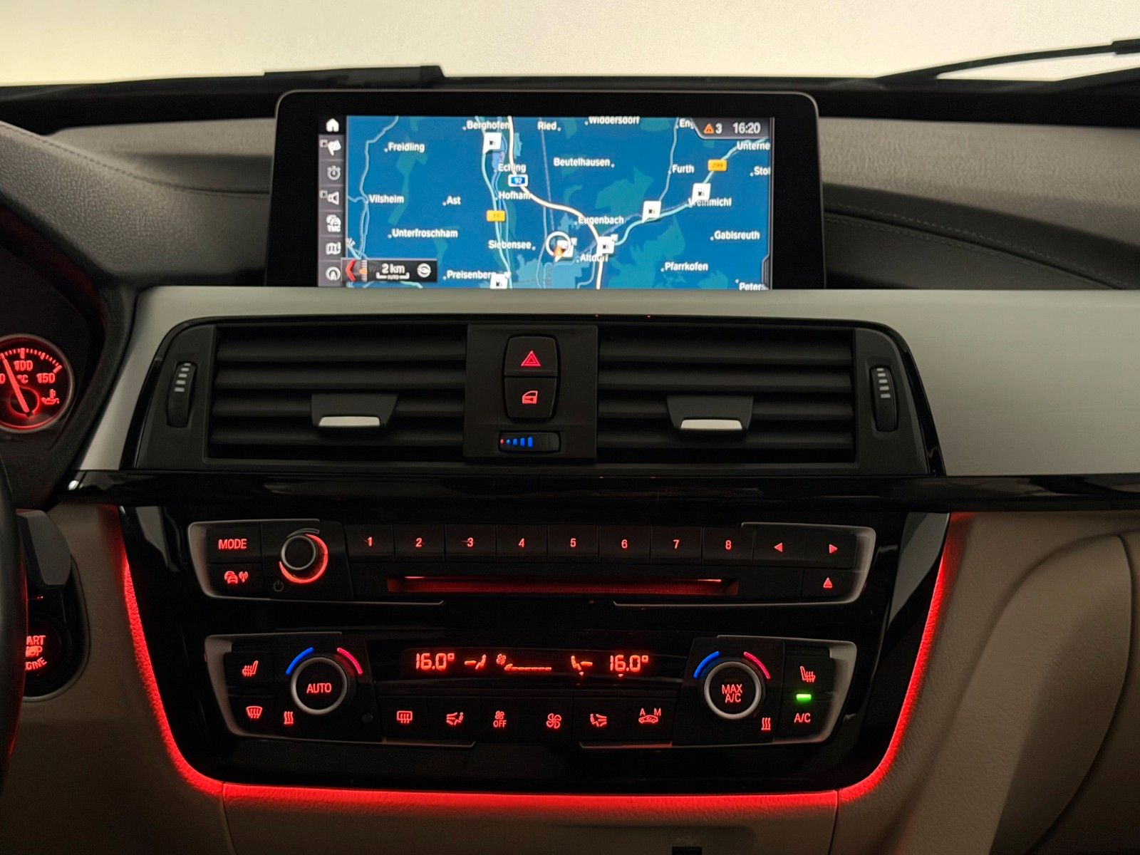 Fahrzeugabbildung BMW 335 d xDrive M SPORT/LED/HuD/PANO/KAMERA/MEMORY