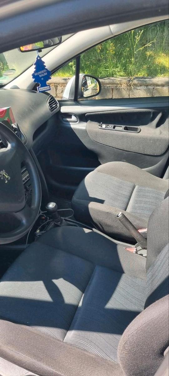Peugeot 207 2007 — photo 9