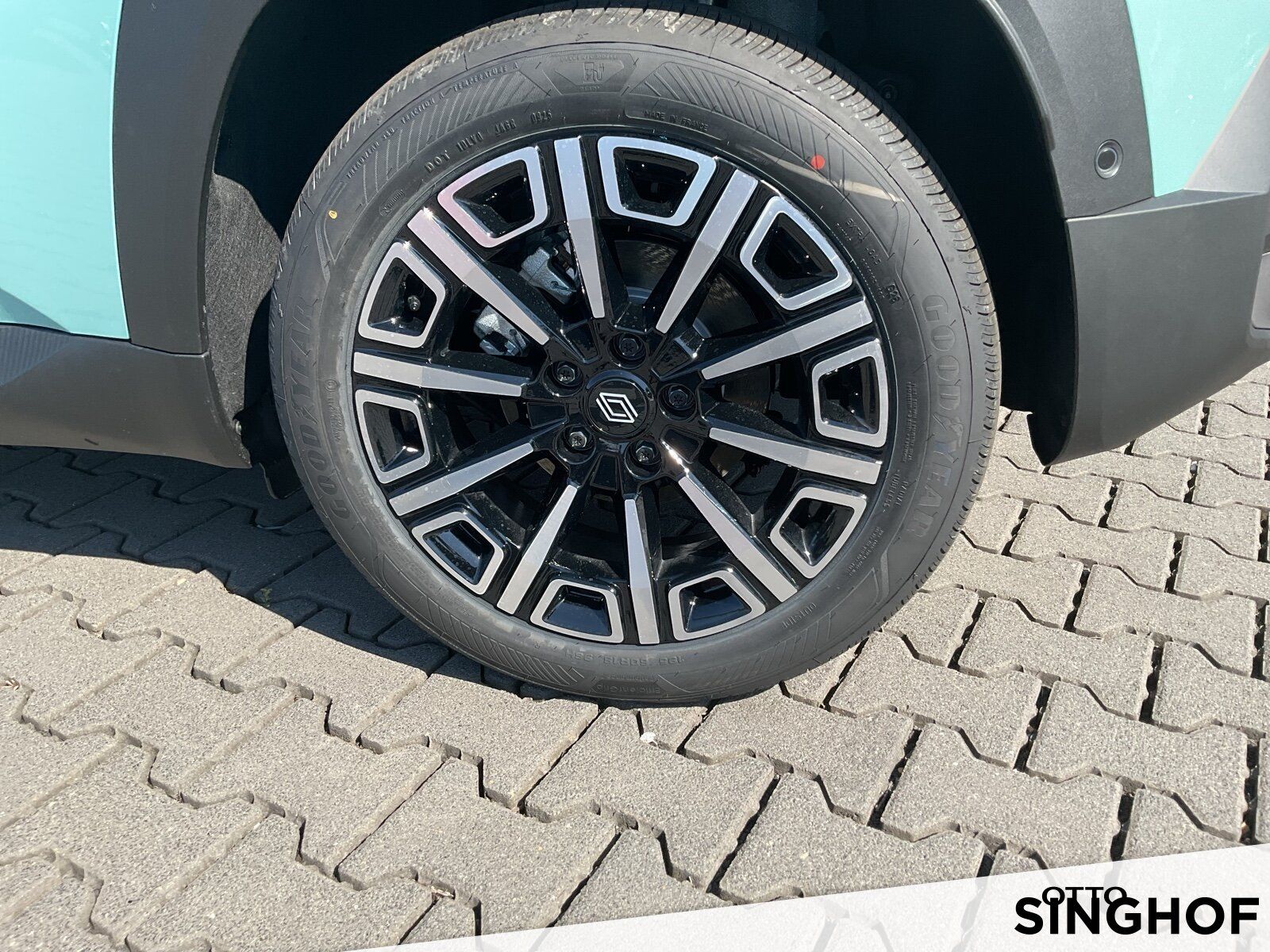 Fahrzeugabbildung Renault R 4 E-Tech elektrisch Iconic 150 Comfort Range