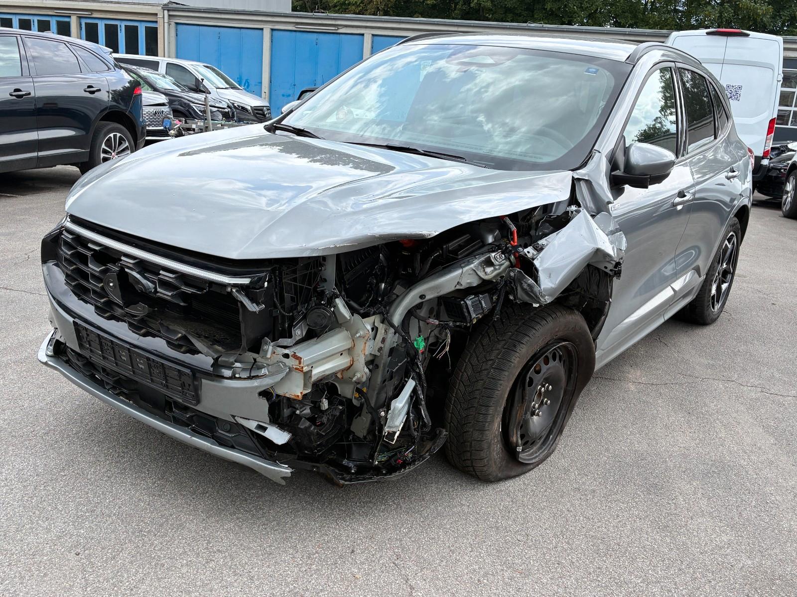 Ford Kuga 2.5 PHEV Plug-In Hybrid ST-Line X