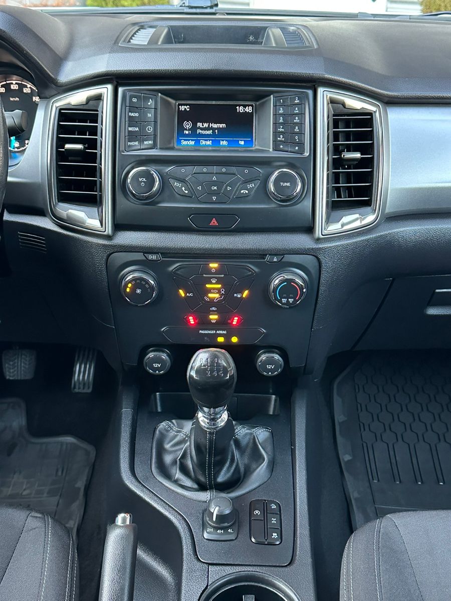 Ford Ranger XLT Extrakabine 4x4*AHK*SHz*TÜV+Insp.NEU foto 10