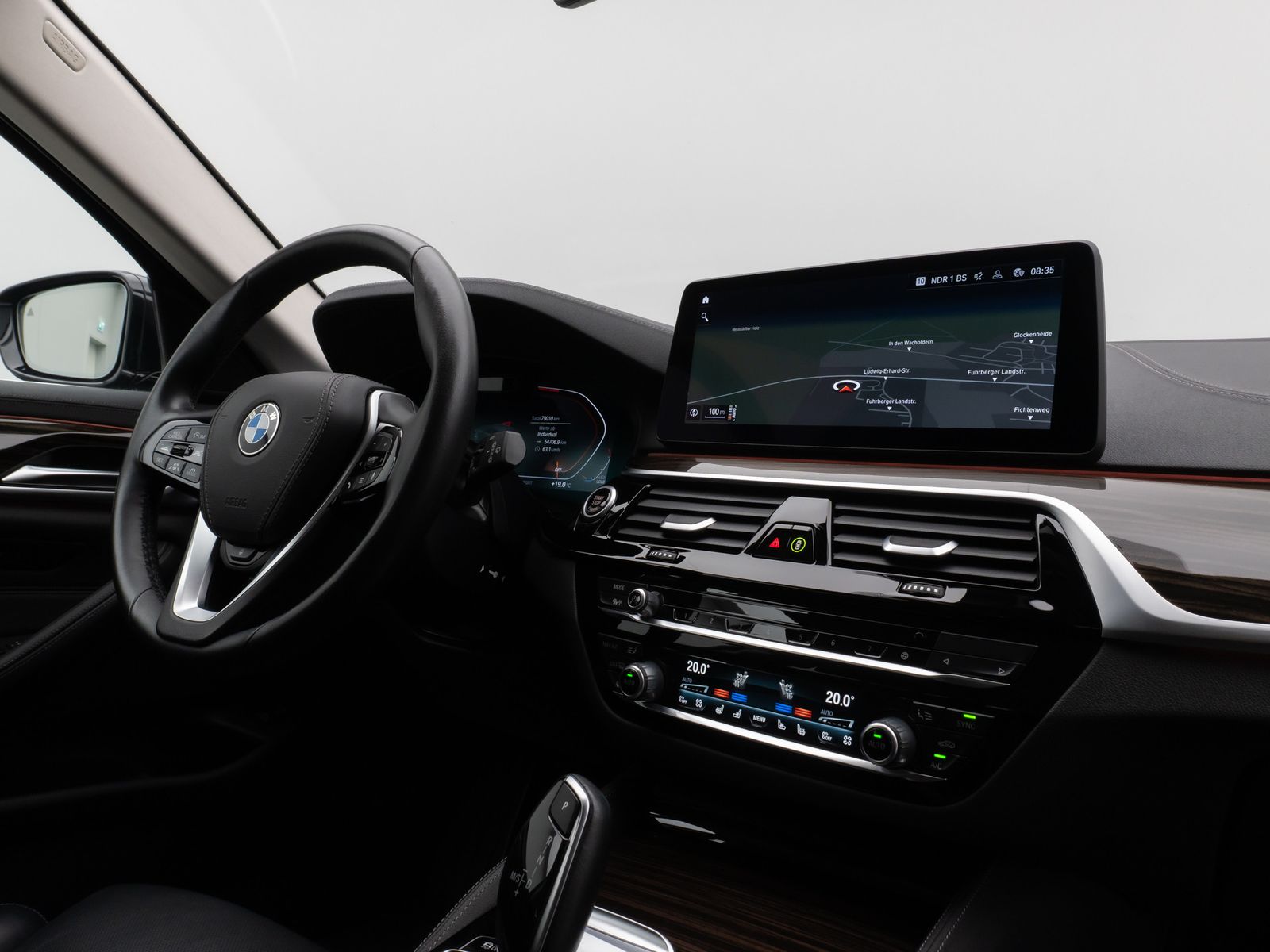 Fahrzeugabbildung BMW 540d xD Luxury Line Laser 360°HUD DAB HiFi AHK