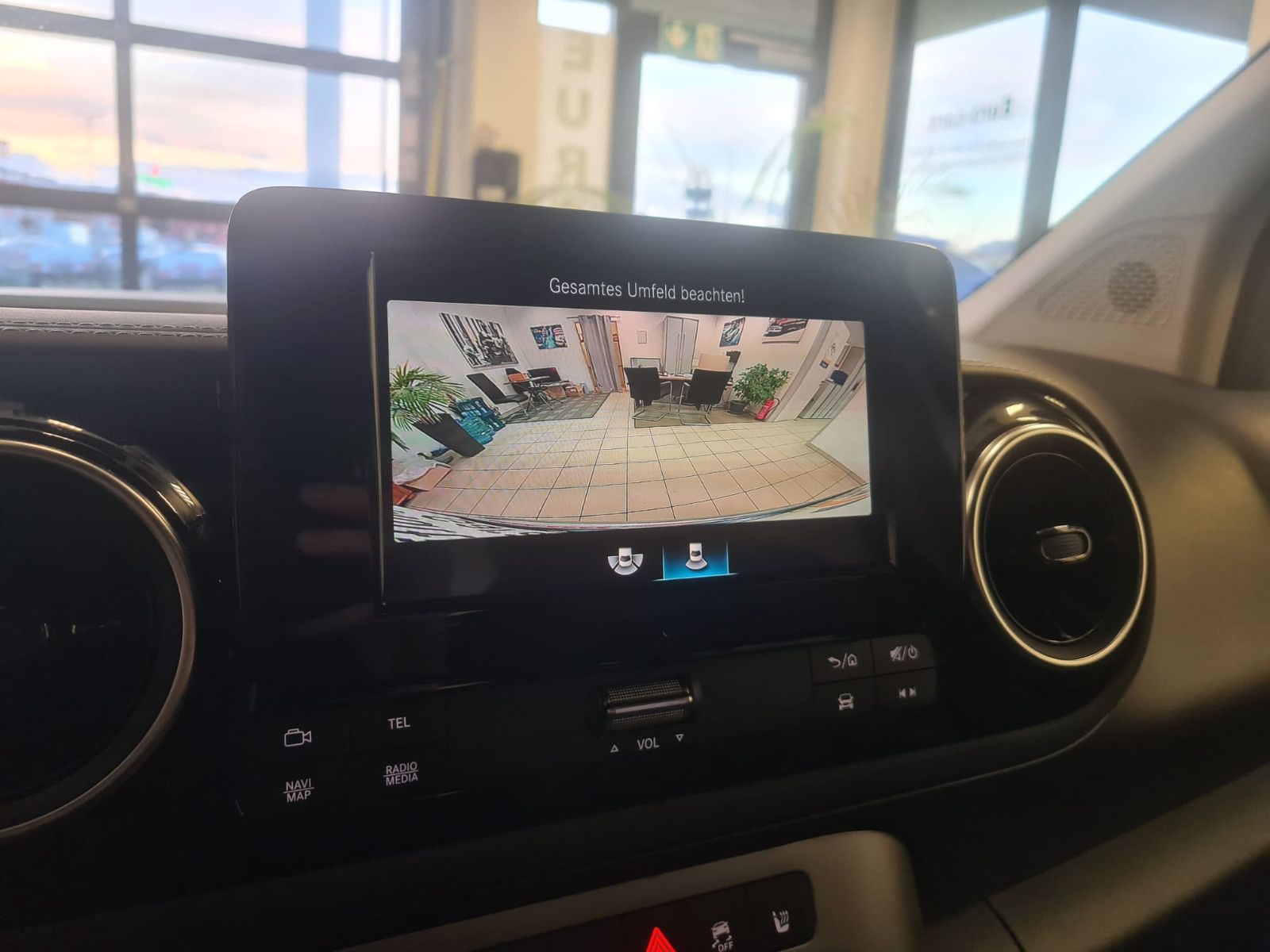 Fahrzeugabbildung Mercedes-Benz T180d / KLIMA / KAMERA