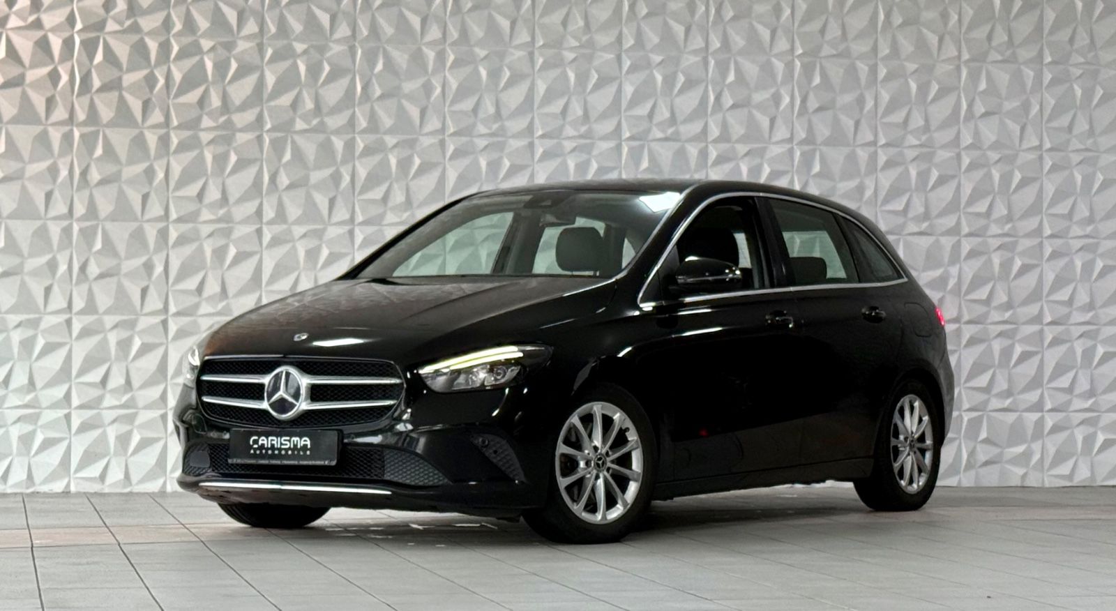 MERCEDES-BENZ B 220*4Matic*NAVI*LED*RFK*WIDESCREEN*SPUR