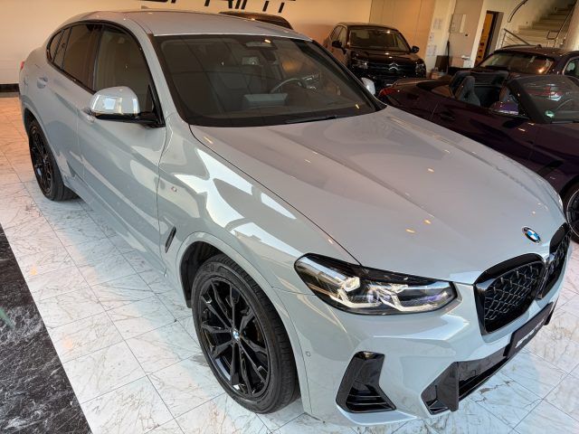Image of BMW X4