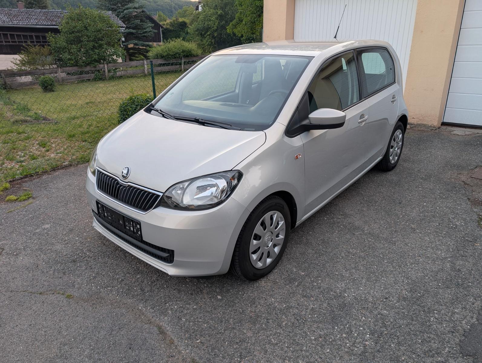 Skoda Citigo 1.0 MPI 55kW  Klima  Sitzheizung  5 Türen