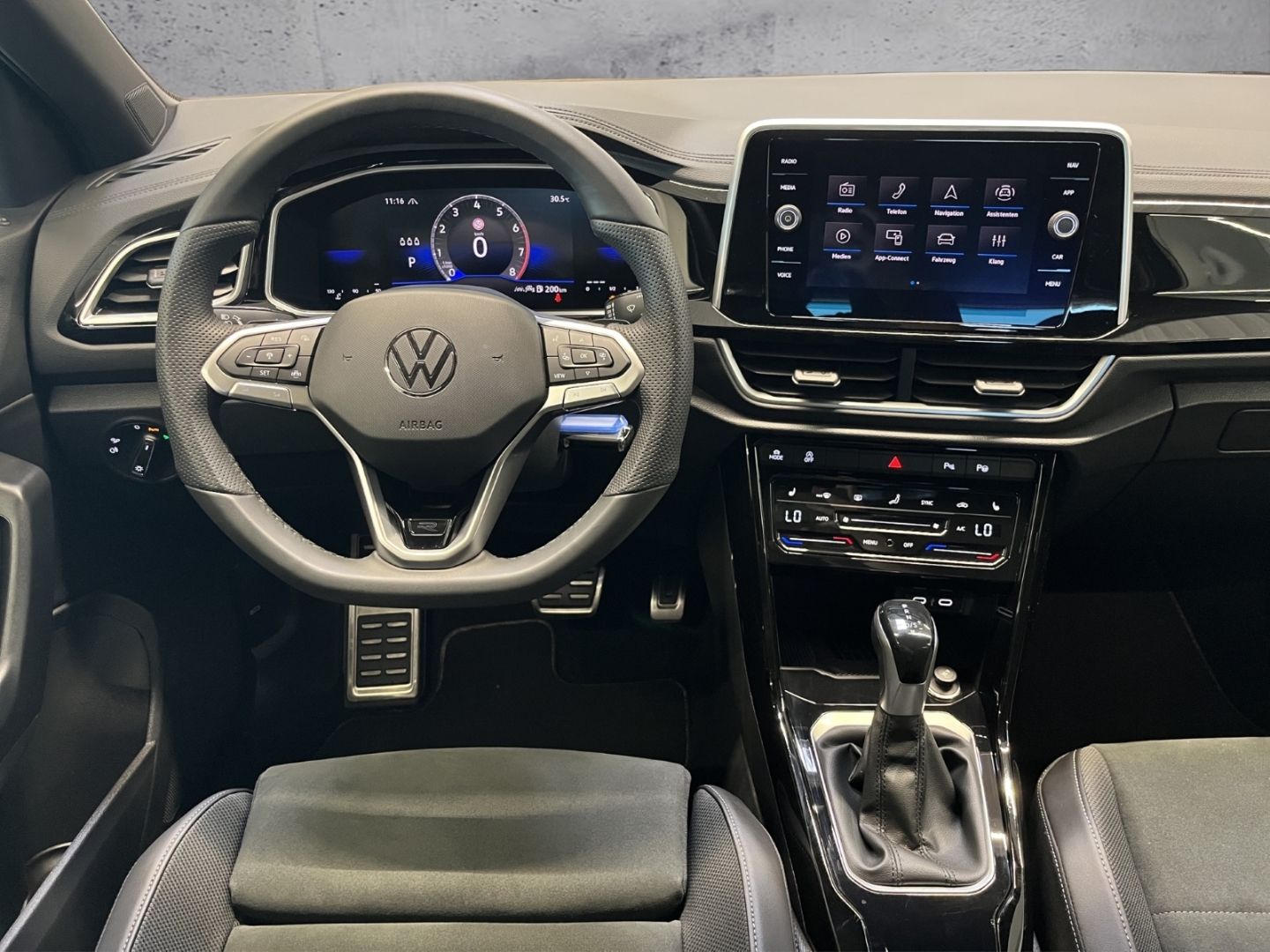 Volkswagen T-Roc - Bild 12