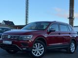Volkswagen Tiguan Allspace Comfortline 4Motion Offroad - rote Volkswagen Tiguan Allspace