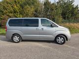 Hyundai H-1,  H-1 Starex, Grand Starex - Hyundai aus 2010: Van