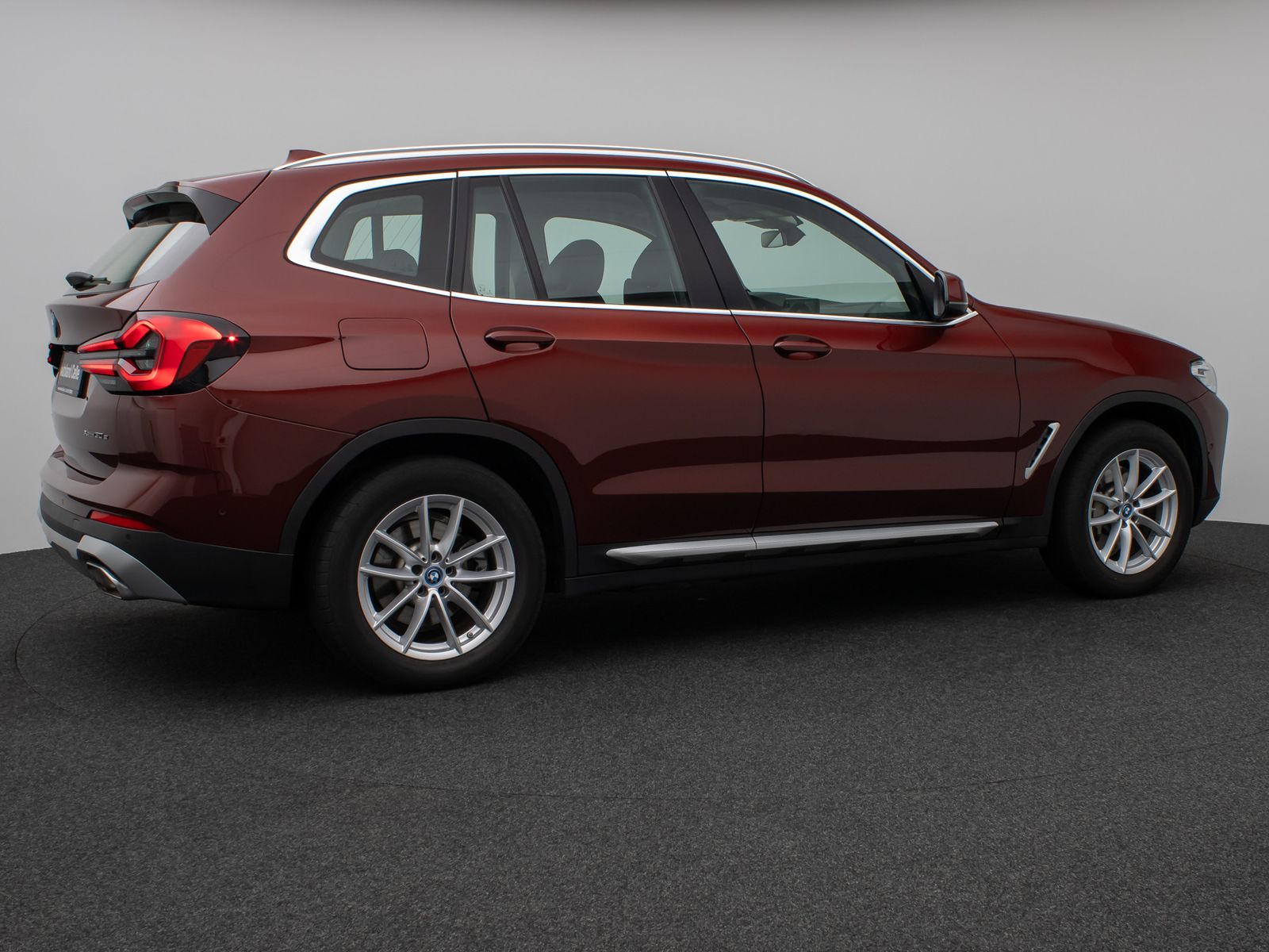 Fahrzeugabbildung BMW X3 xD30e Kamera HUD DAB AHK Sport Komfort Leder