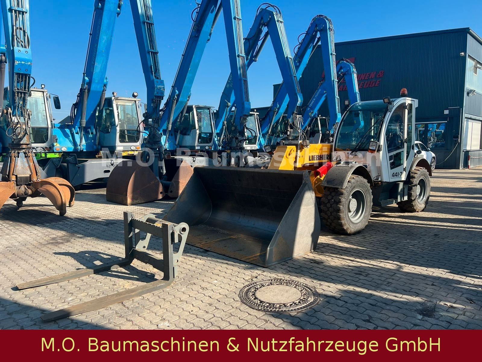 Fahrzeugabbildung Other Liebherr TL 441-7/7m/4,1t /SW/Gabel+Schaufel