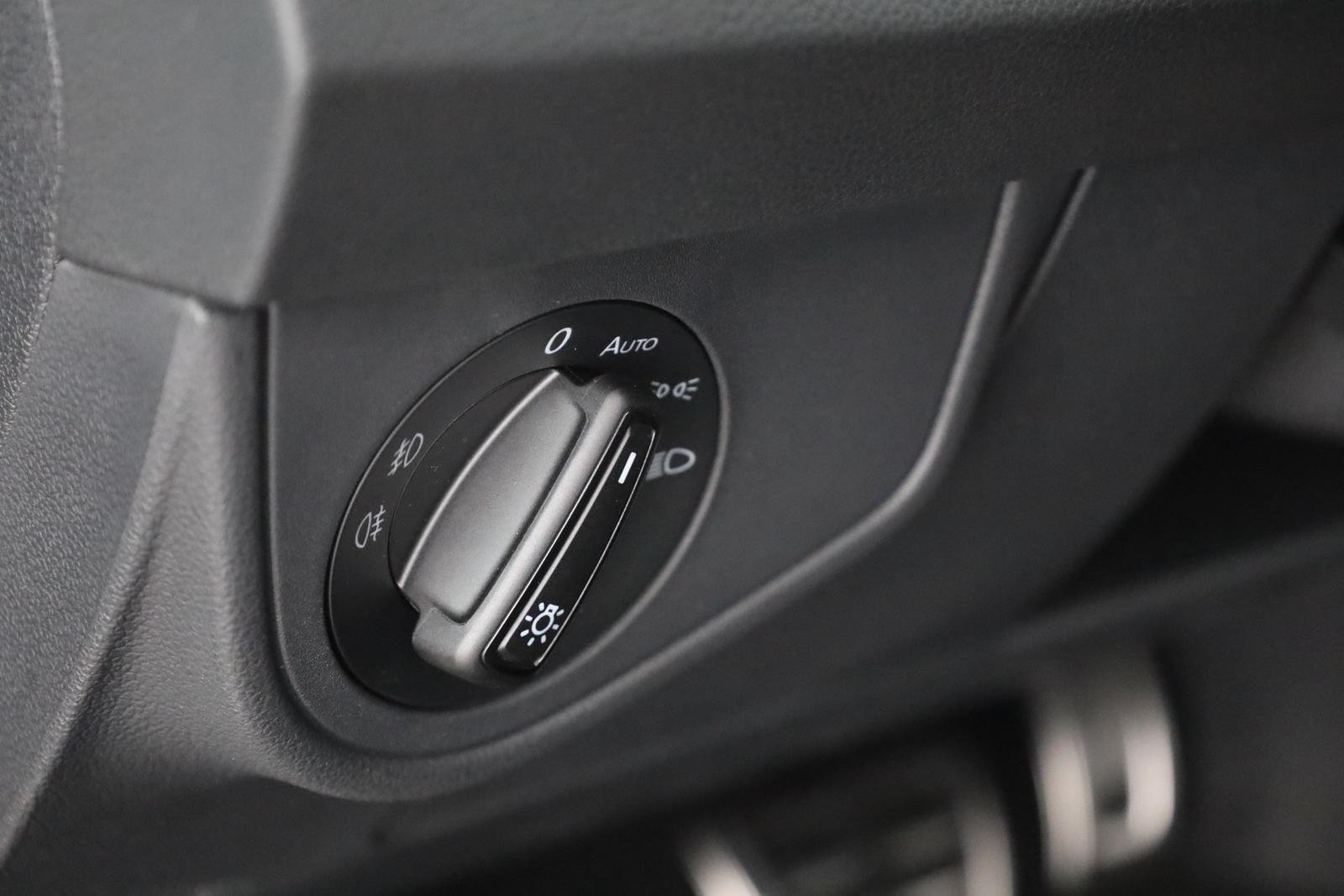 Volkswagen Taigo R-Line 1.5 TSI DSG Matrix ACC AHK