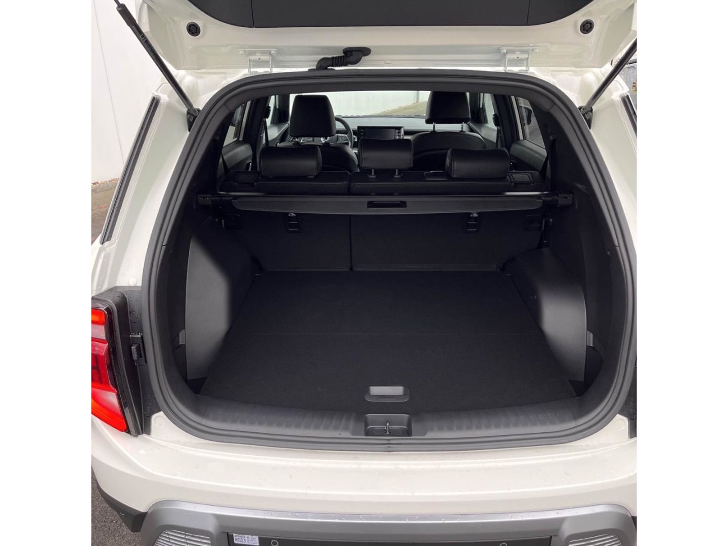 Fahrzeugabbildung Ssangyong Torres Petrol 1.5 2WD 6AT Quartz