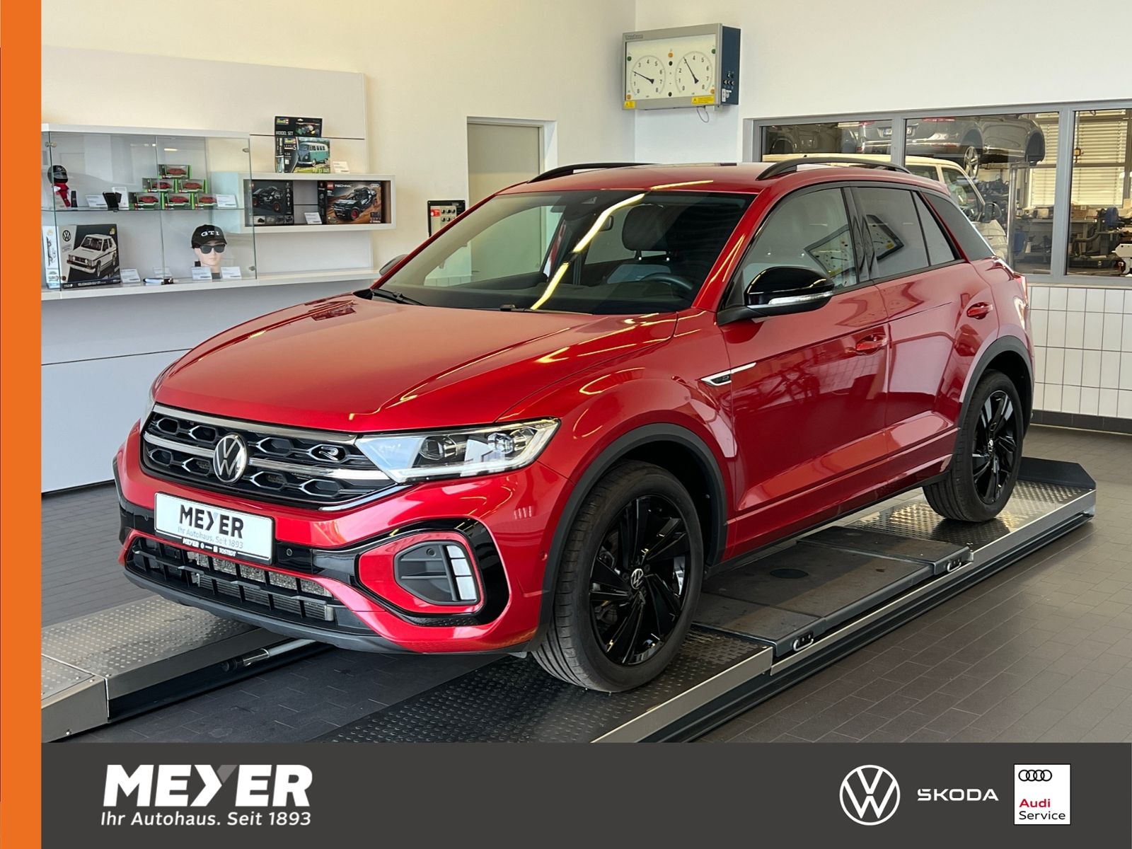 Fahrzeugabbildung Volkswagen T-Roc R-Line 1.5 TSI DSG *Black Style, AHK, LED,