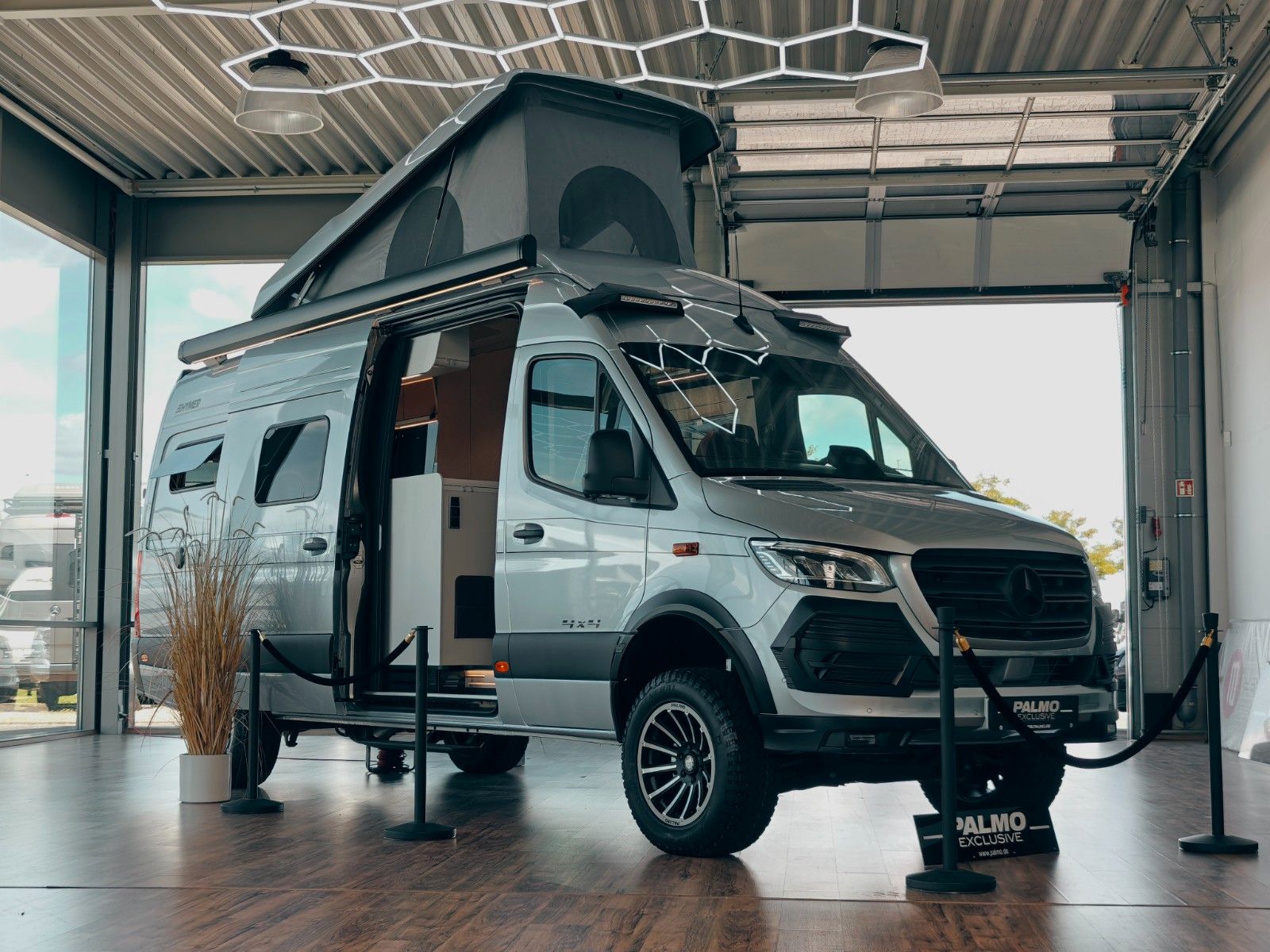 Fahrzeugabbildung HYMER / ERIBA / HYMERCAR GRAND CANYON S 700 4x4 RSX ONE by palmo